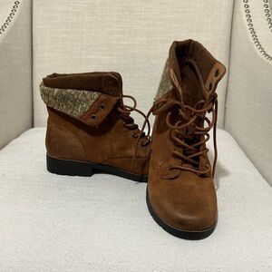 Arizona Jean Company Brown Ankle Boots memory foam with Knit Cuff, Brand New